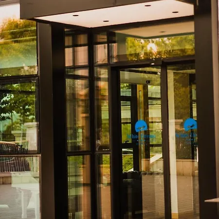 Hotel White Dream 4*