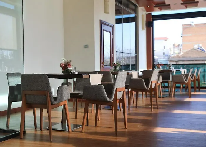 Hotel White Dream 4*