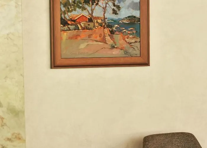 Hotel White Dream 4*