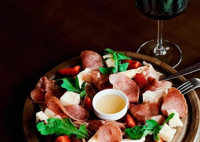 Hotel White Dream 4*